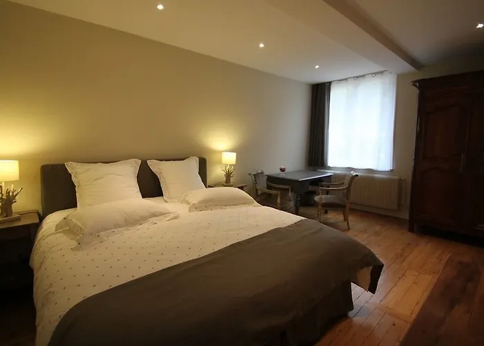 Domaine Du Clos Fleuri - 4* הונפלר